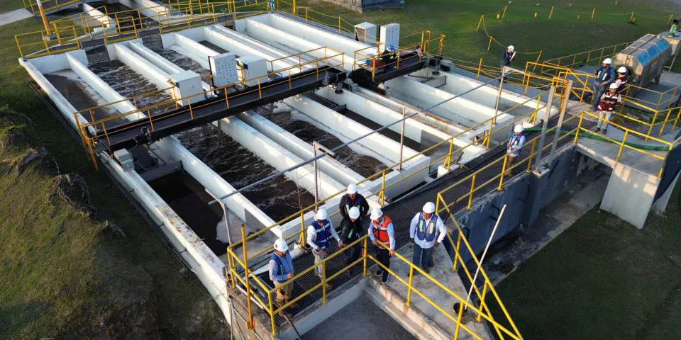 CAEV supervisa planta FIRIOB para mejorar tratamiento de aguas en Río Blanco