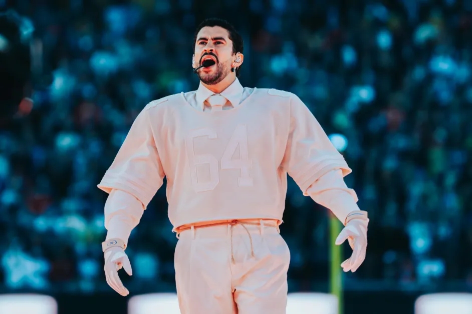 “DtMF” de Bad Bunny suma cuarta semana en el No. 1 global de Billboard