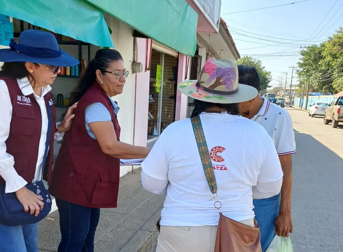 Impulsa Pedro Miguel Rosaldo cruzada de alfabetización para llevar a Coatzacoalcos a bandera blanca